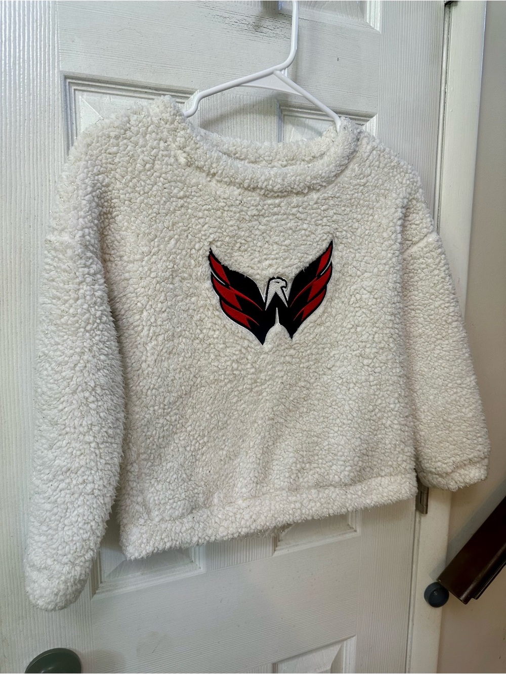 NHL White Sherpa Crewneck with Washington Capitals Logo, 6